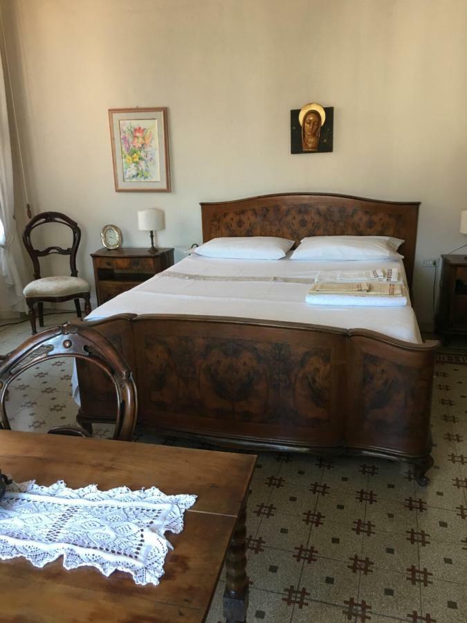 Attico Luce B&B 奥西莫 外观 照片